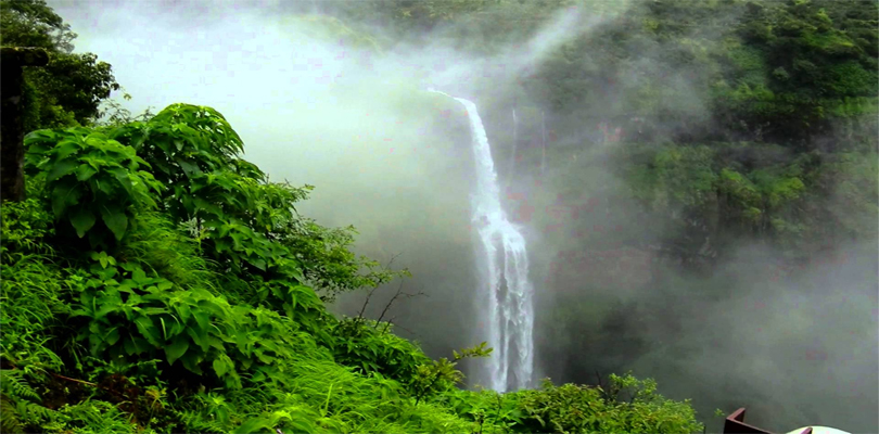 waterfall in mahabaleshwar