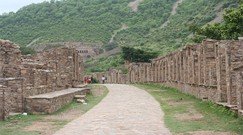 bhangarh fort