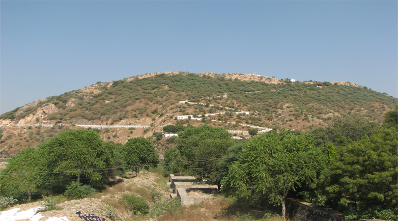 govardhan hill