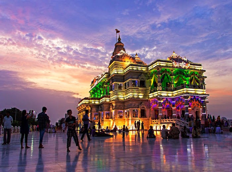 tourist places in mathura nidhivan