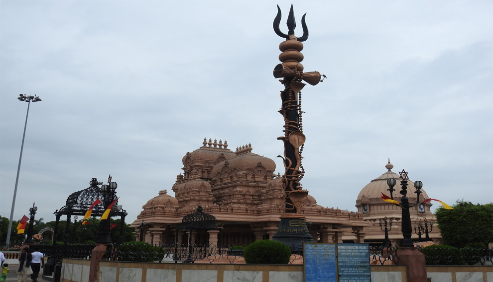 chhatarpur-temple-delhi