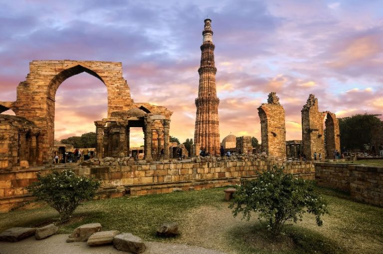 Top 10 Historical Monuments In India to Traveling To World